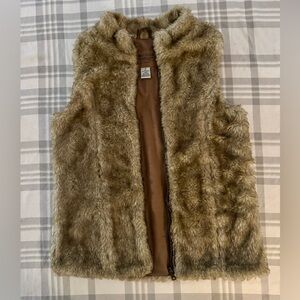 Fur vest